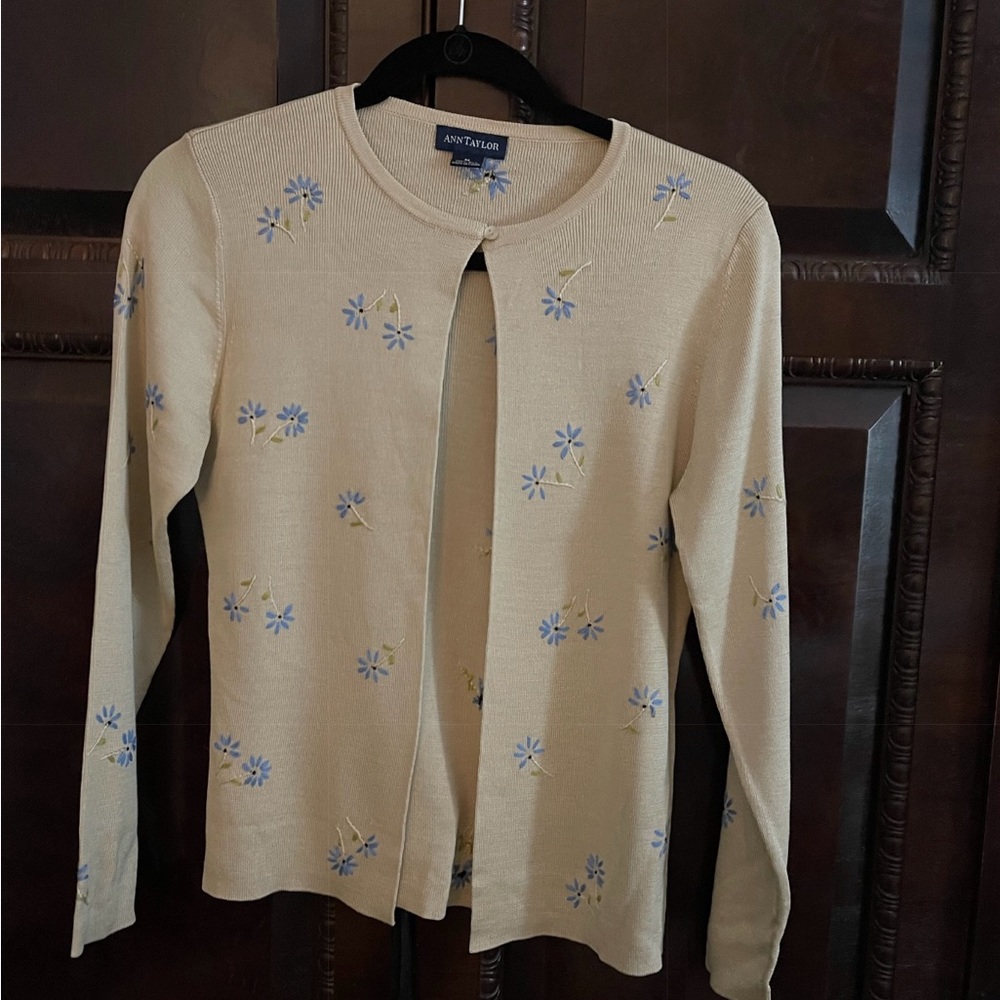 Vintage Ann Taylor cardigan